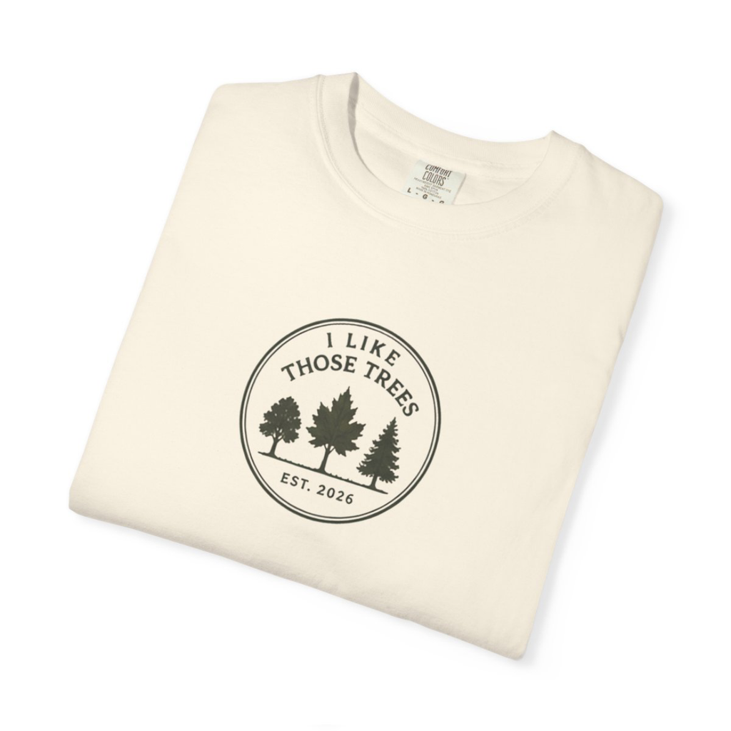 ILT Signature Circle Tee ivory folded detail view